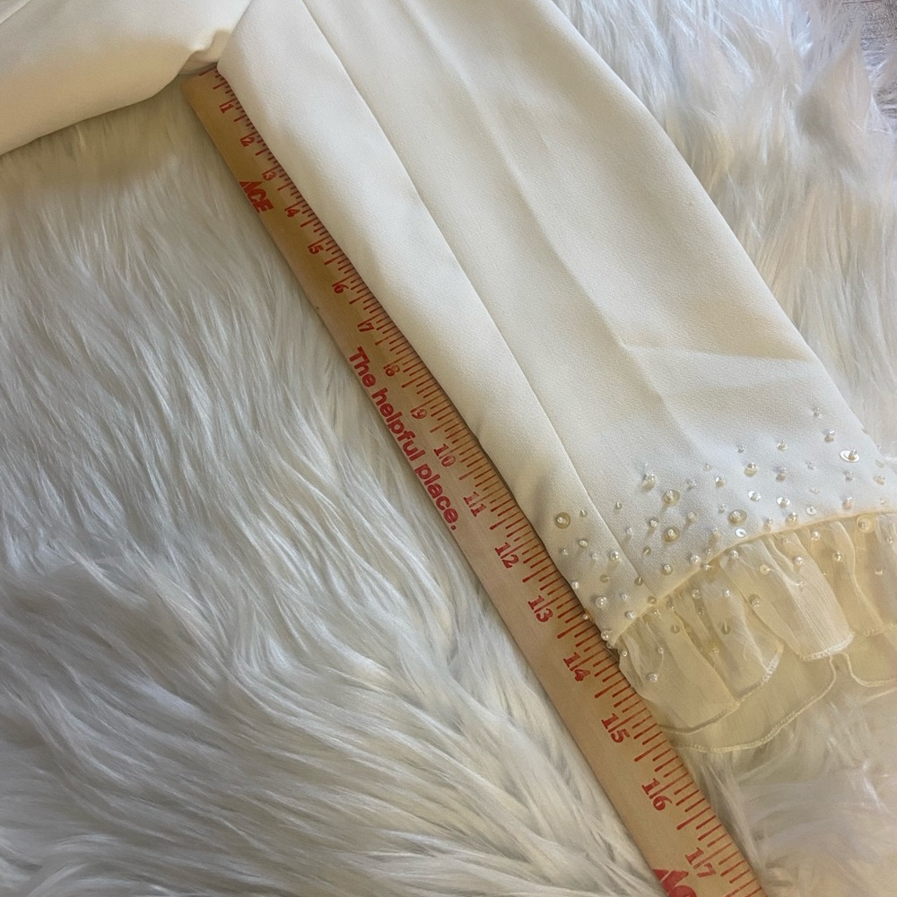 Morgan Miller Sz 8 White Blazer with Pearl Accents - Picture 9 of 11